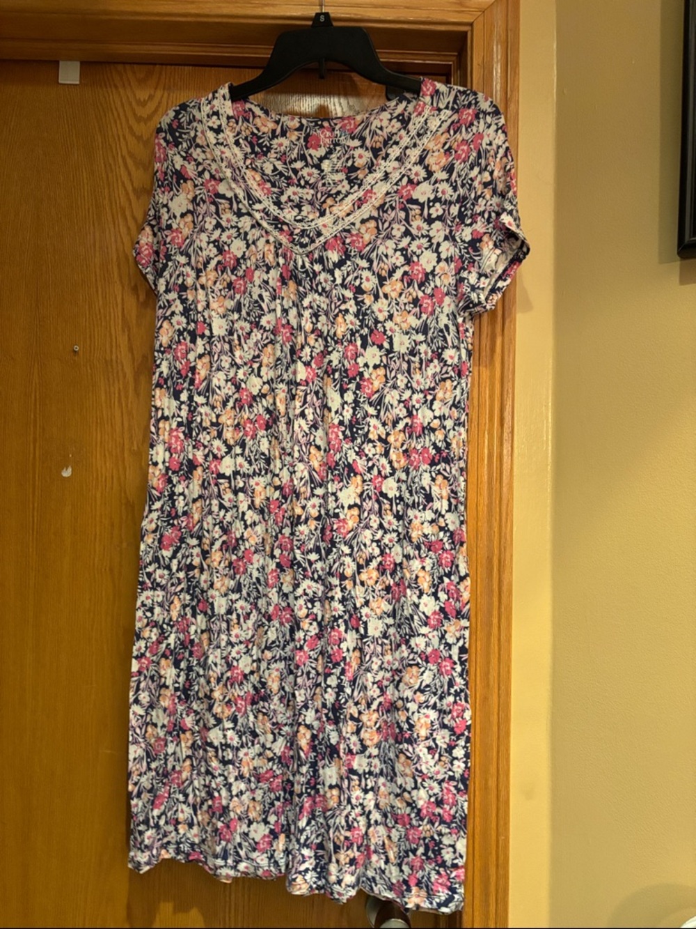 Croft & Barrow, short sleeve nightgown, small